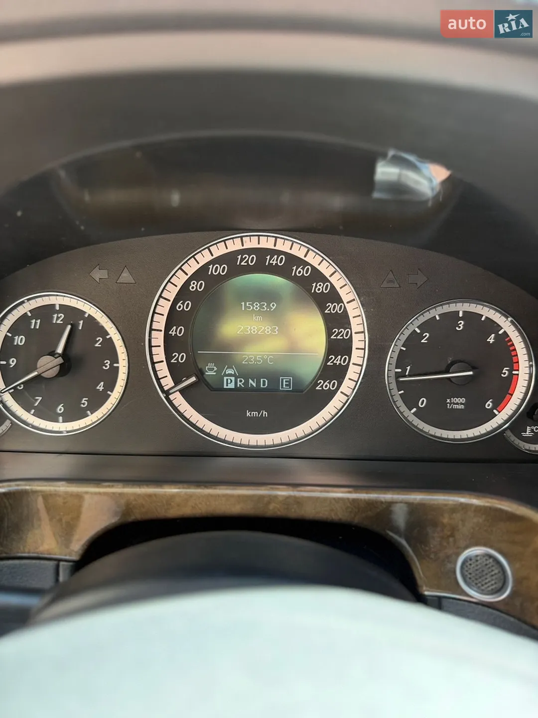 2010 Mercedes-Benz E-klasse - мініатюра 10