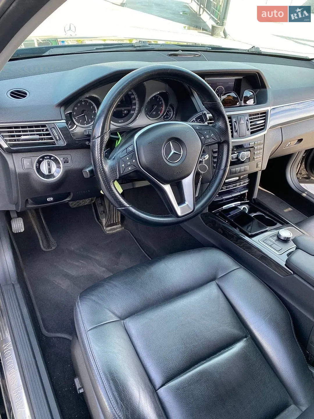 2012 Mercedes-Benz E-klasse - мініатюра 10