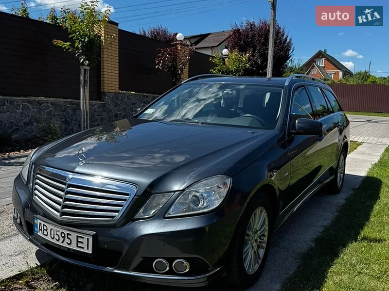 Mercedes-Benz E-Class 2010