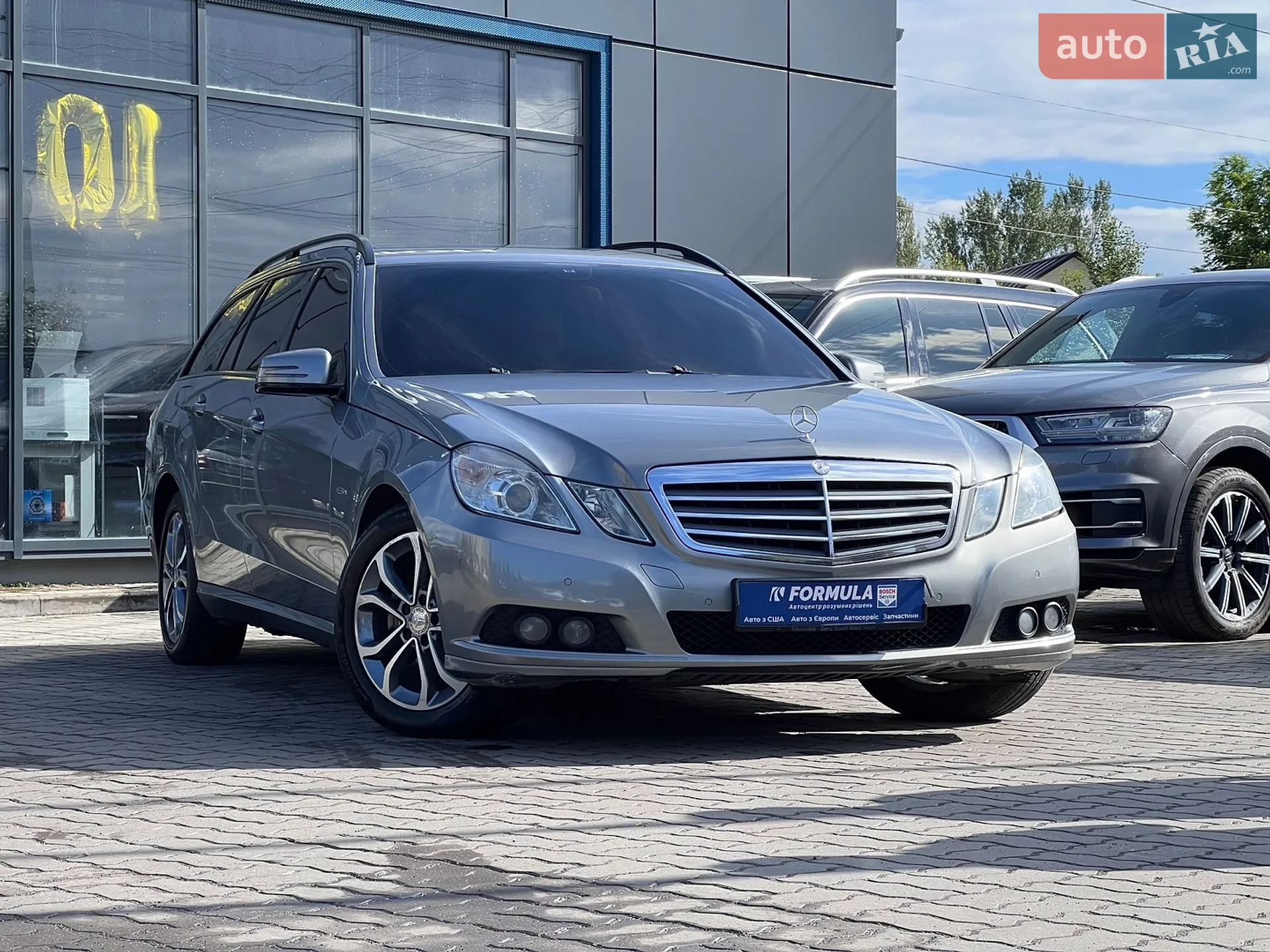 2011 Mercedes-Benz E-klasse - фото 1