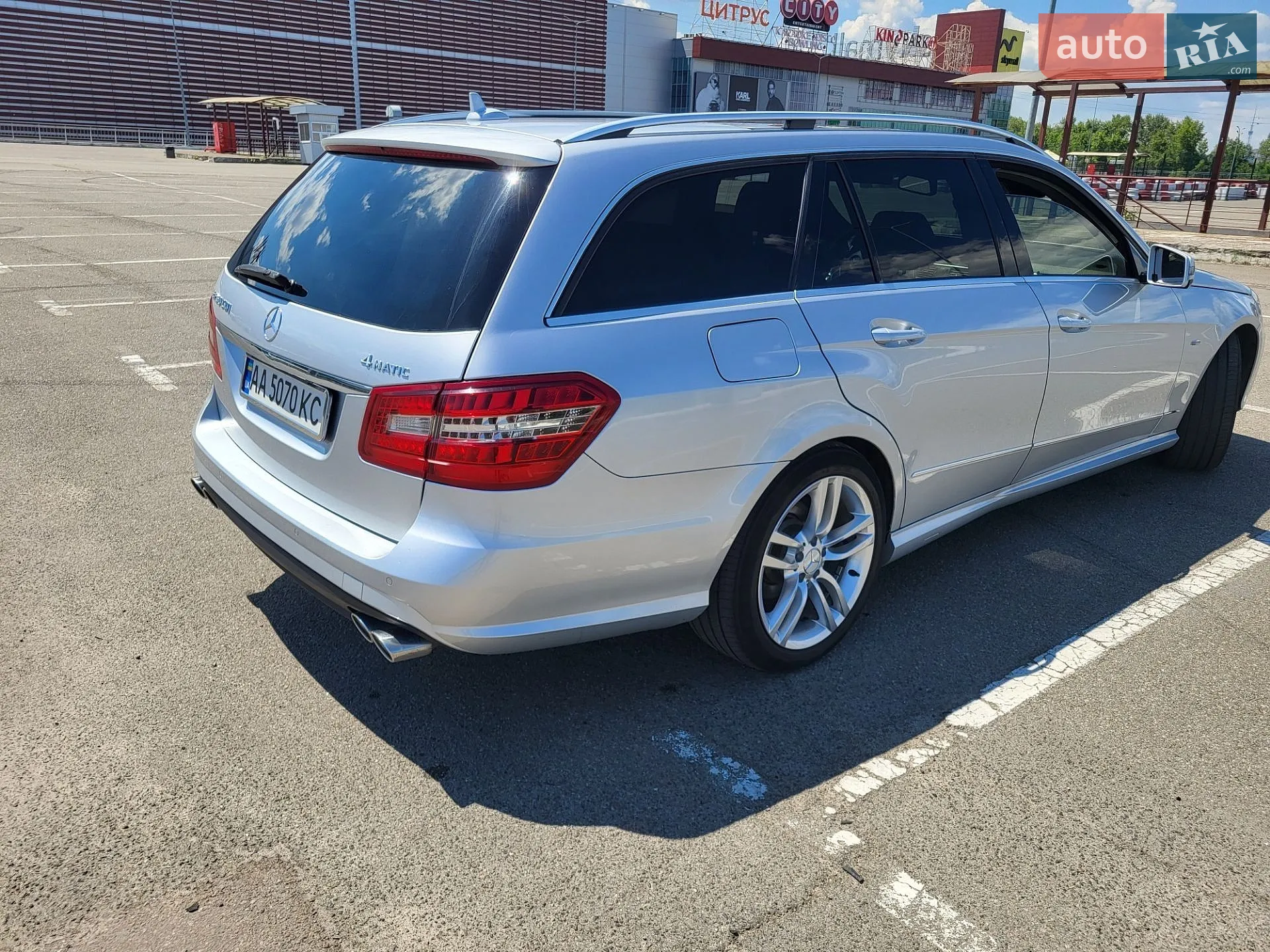2011 Mercedes-Benz E-klasse - мініатюра 2