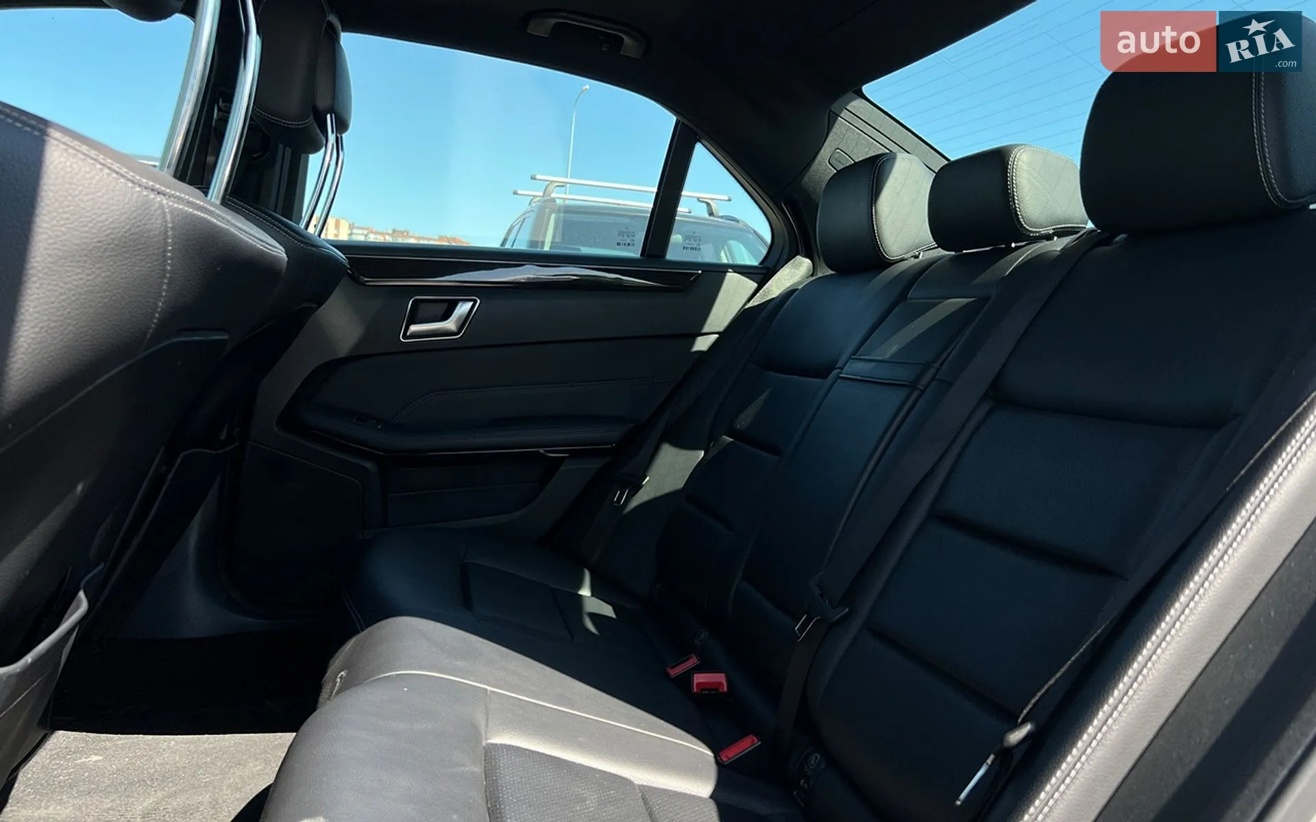 2013 Mercedes-Benz E-klasse - мініатюра 25