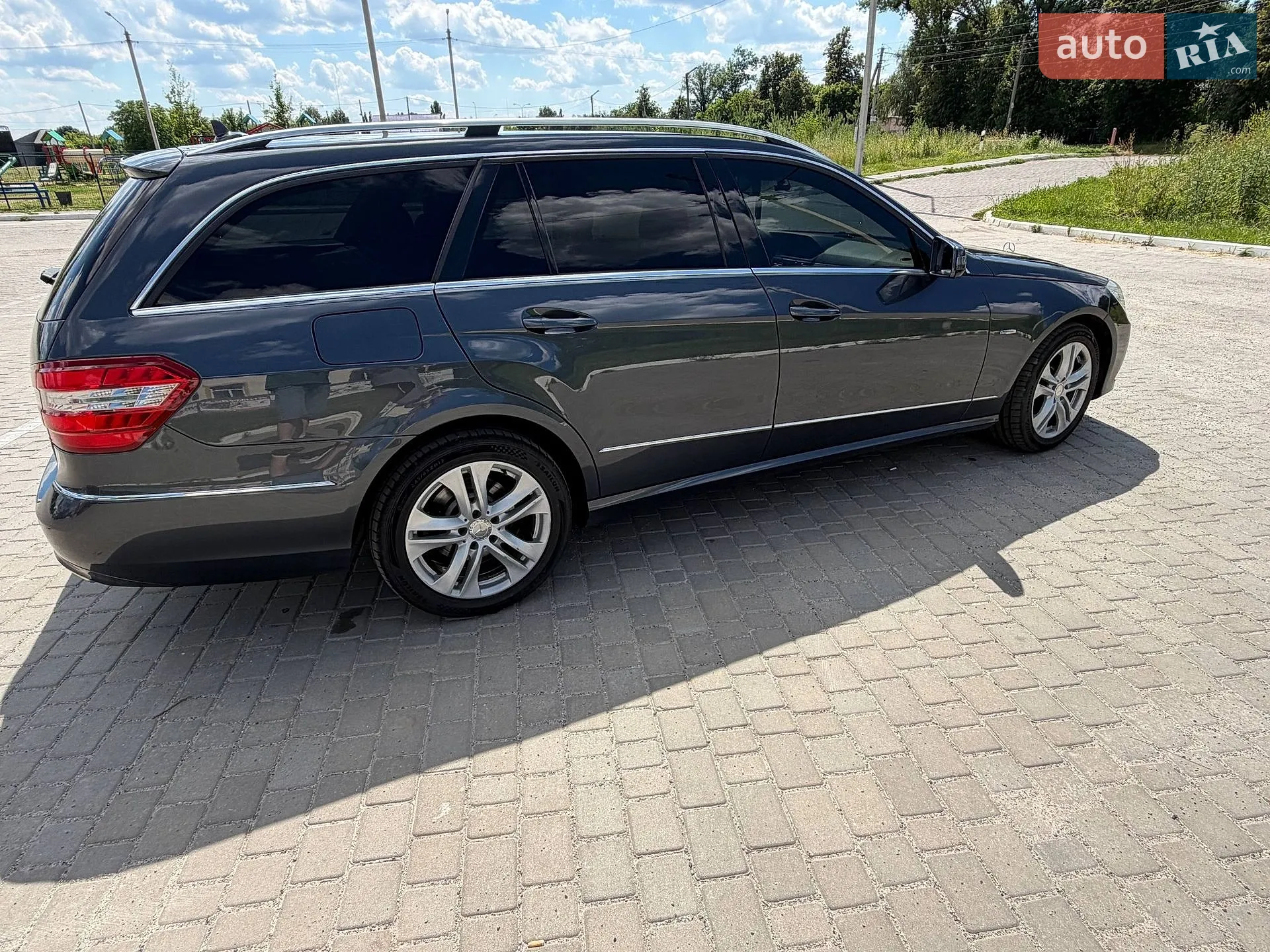 2011 Mercedes-Benz E-klasse - мініатюра 12