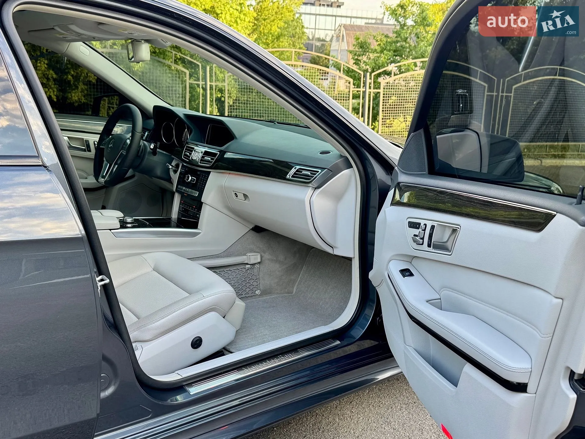 2014 Mercedes-Benz E-klasse - мініатюра 19