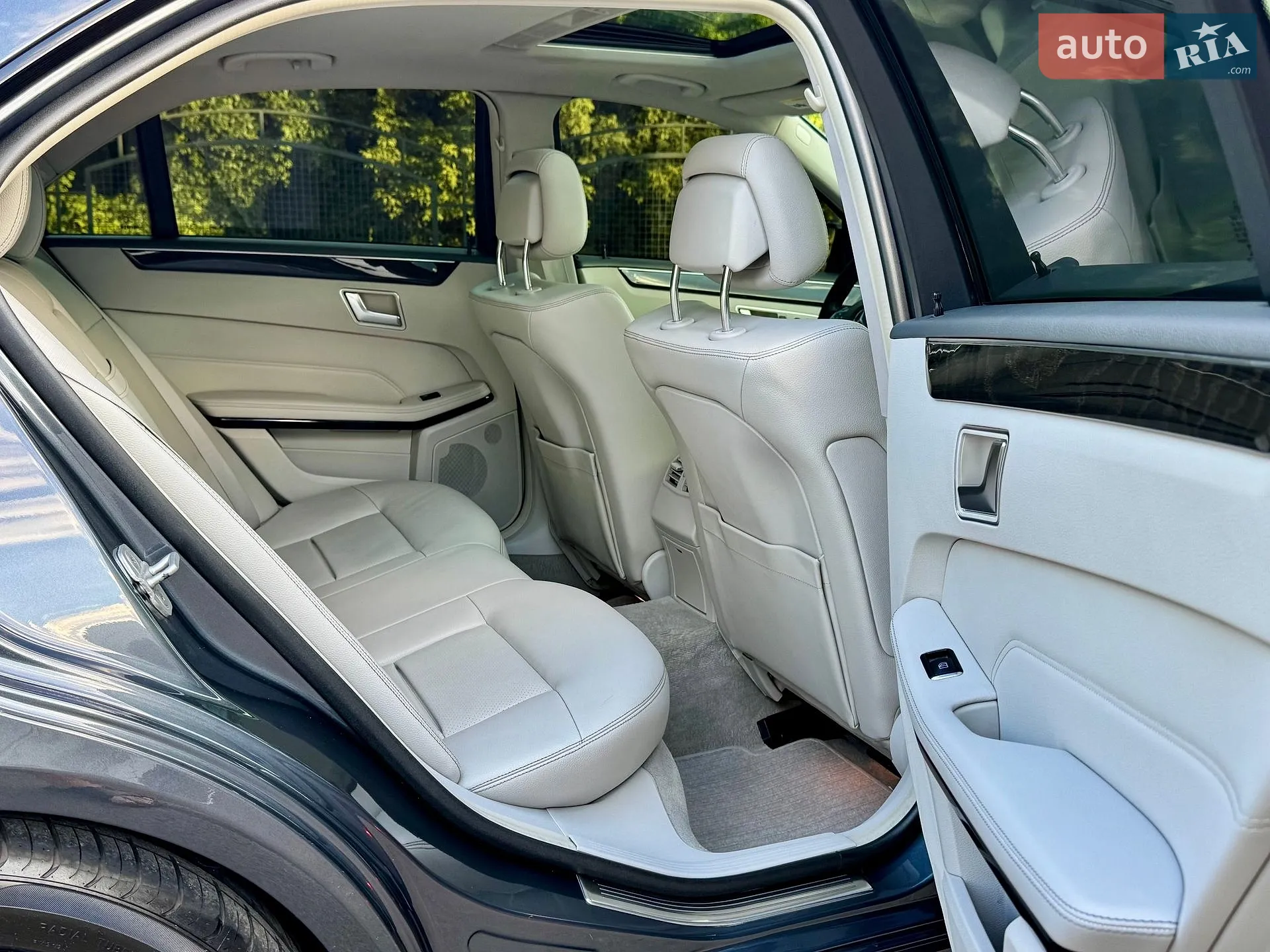 2014 Mercedes-Benz E-klasse - мініатюра 24