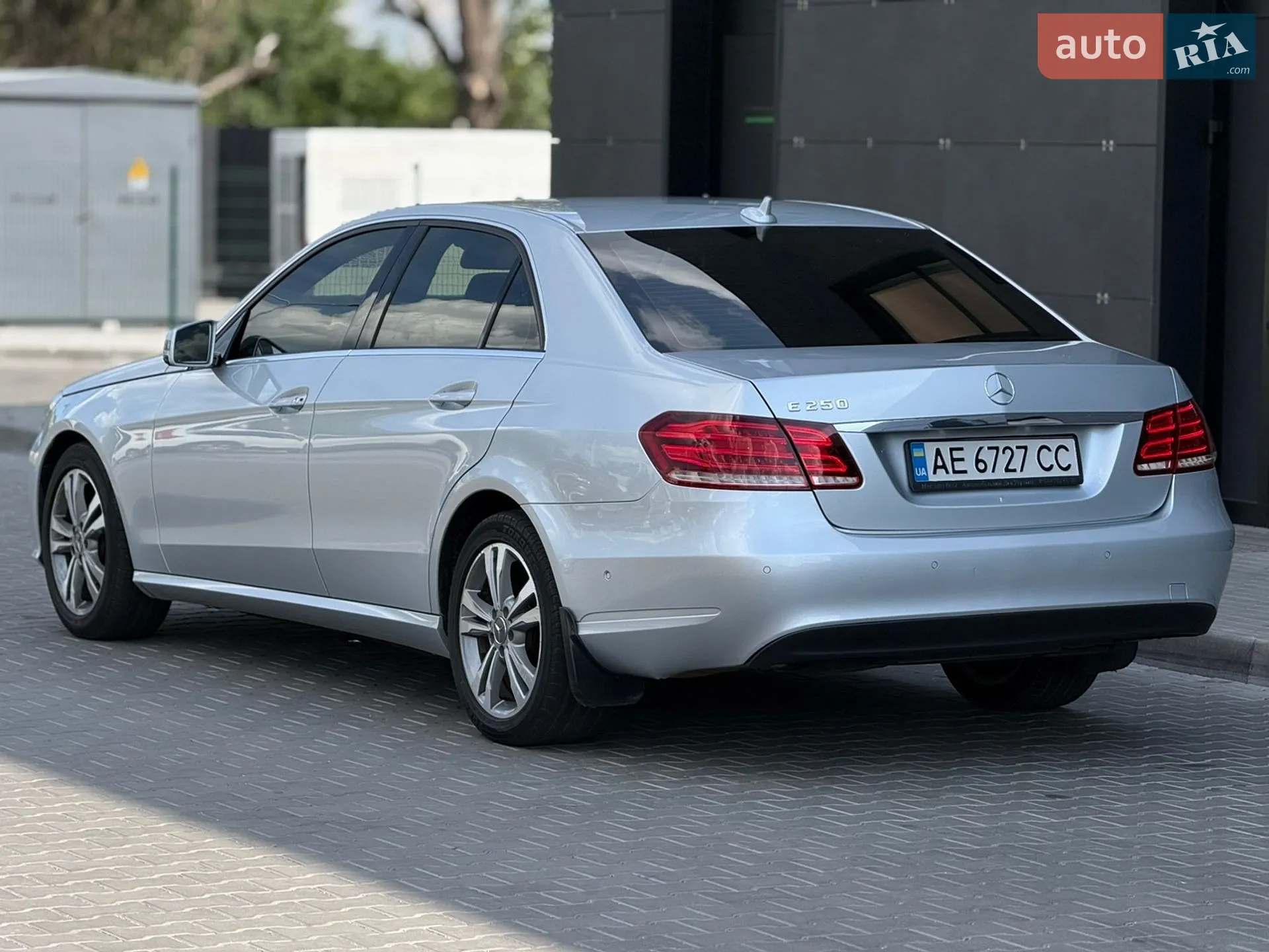 2013 Mercedes-Benz E-klasse - мініатюра 6