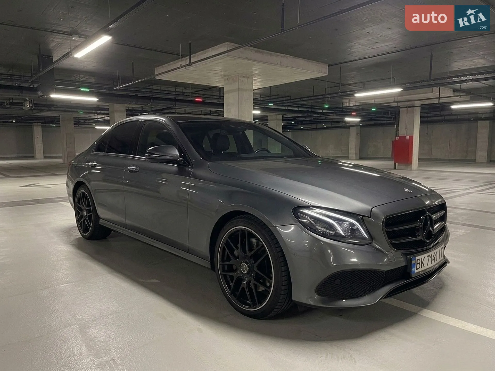 2016 Mercedes-Benz E-klasse - фото 1