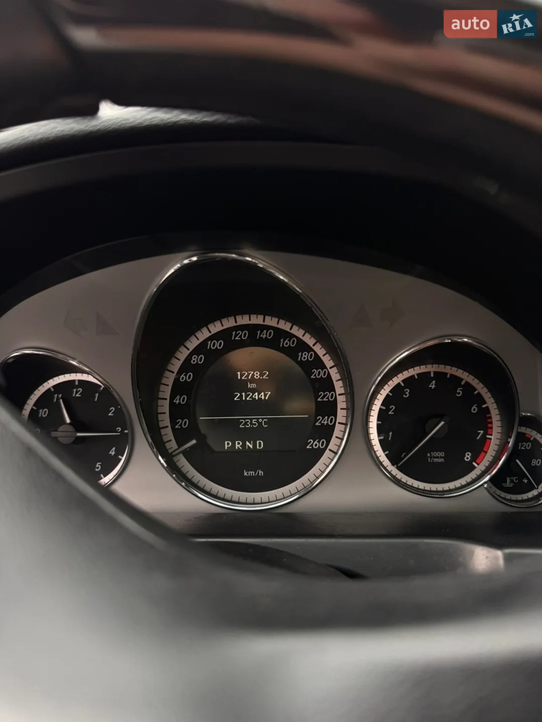 2010 Mercedes-Benz E-klasse - мініатюра 31