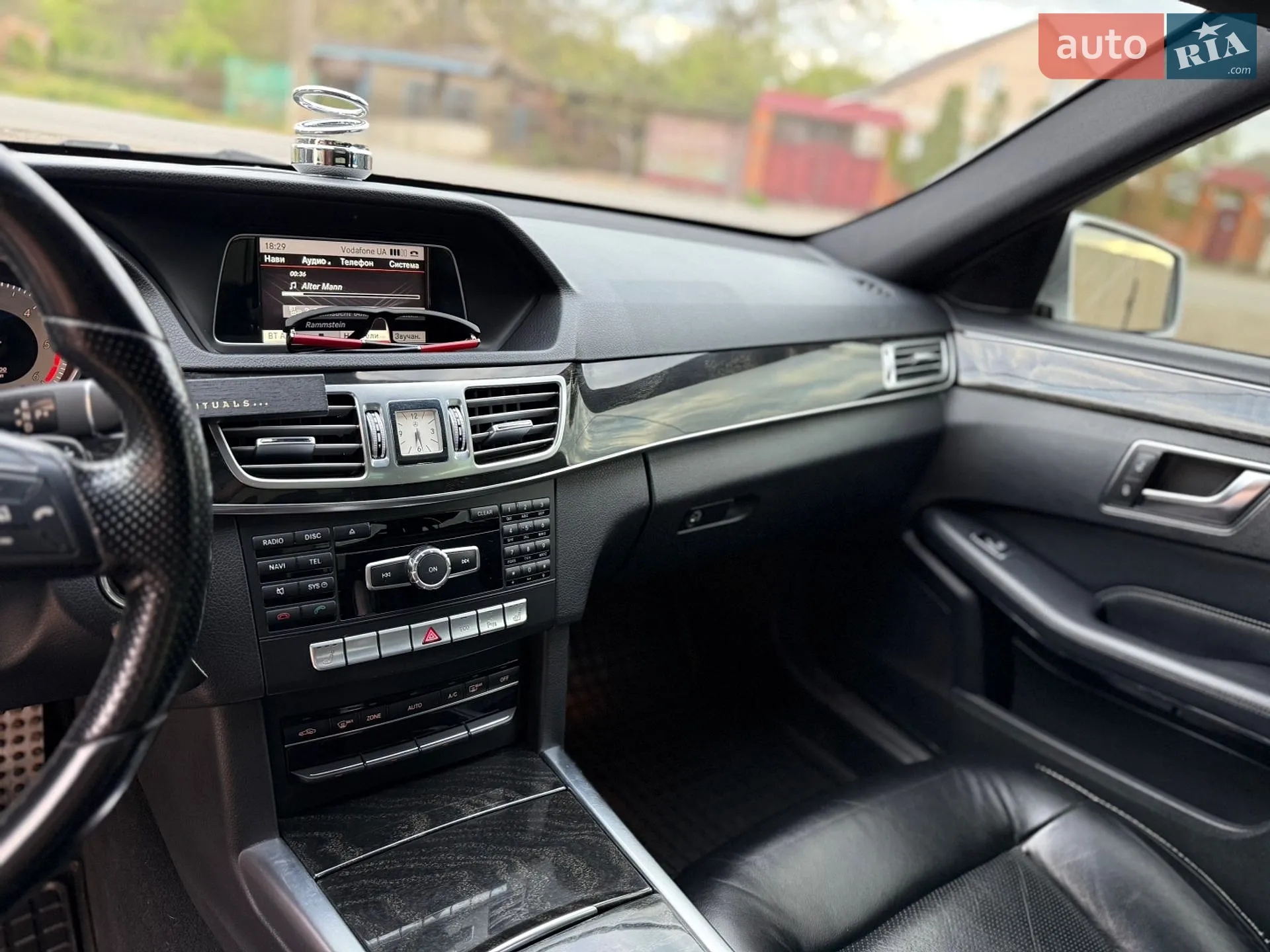 2014 Mercedes-Benz E-klasse - мініатюра 27