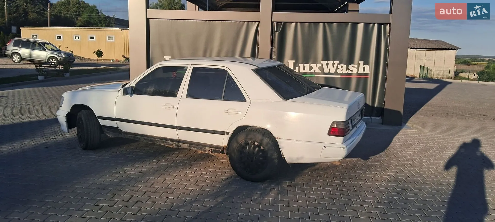 Mercedes-Benz E-Class 1987 VIN WDB1240201A588848 фото оголошення 3 з 15