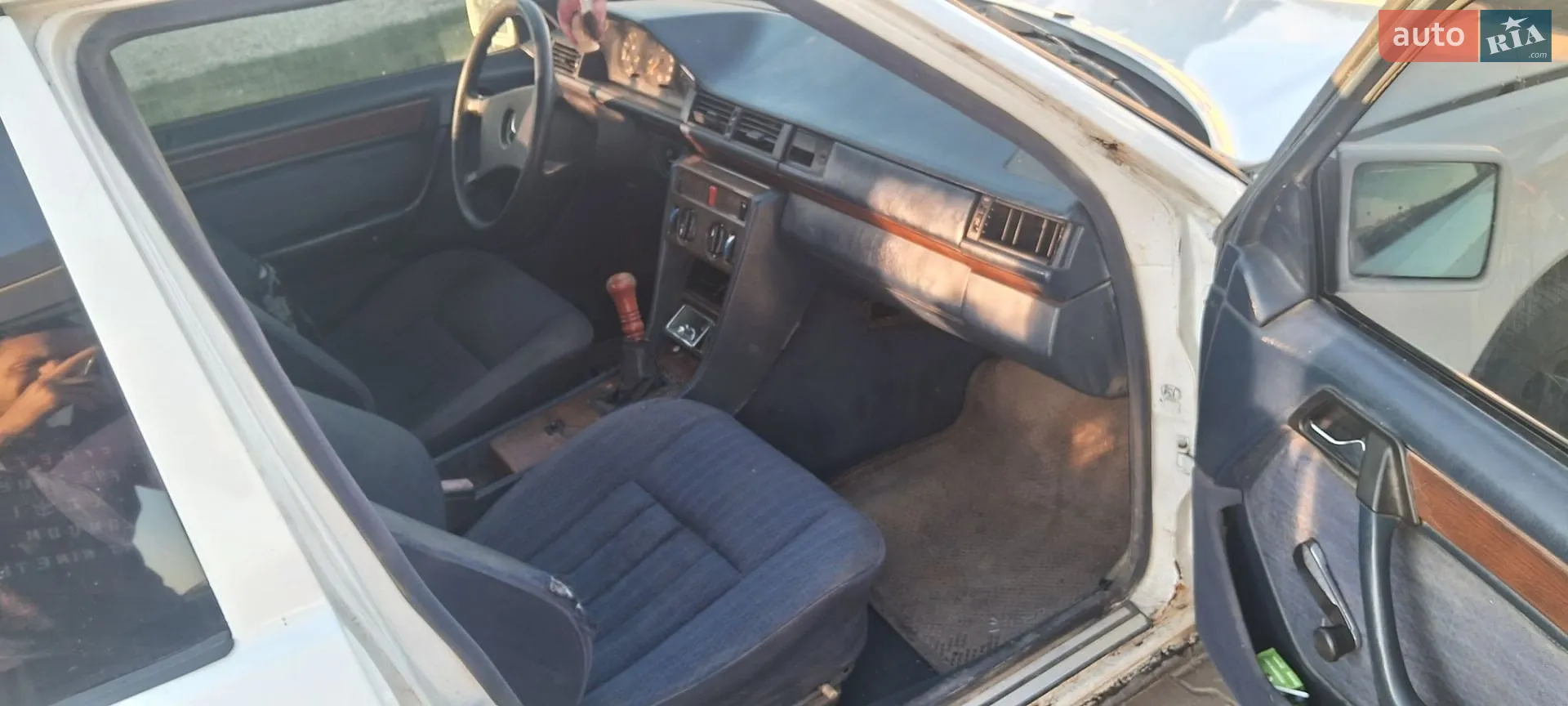 Mercedes-Benz E-Class 1987 VIN WDB1240201A588848 фото оголошення 15 з 15