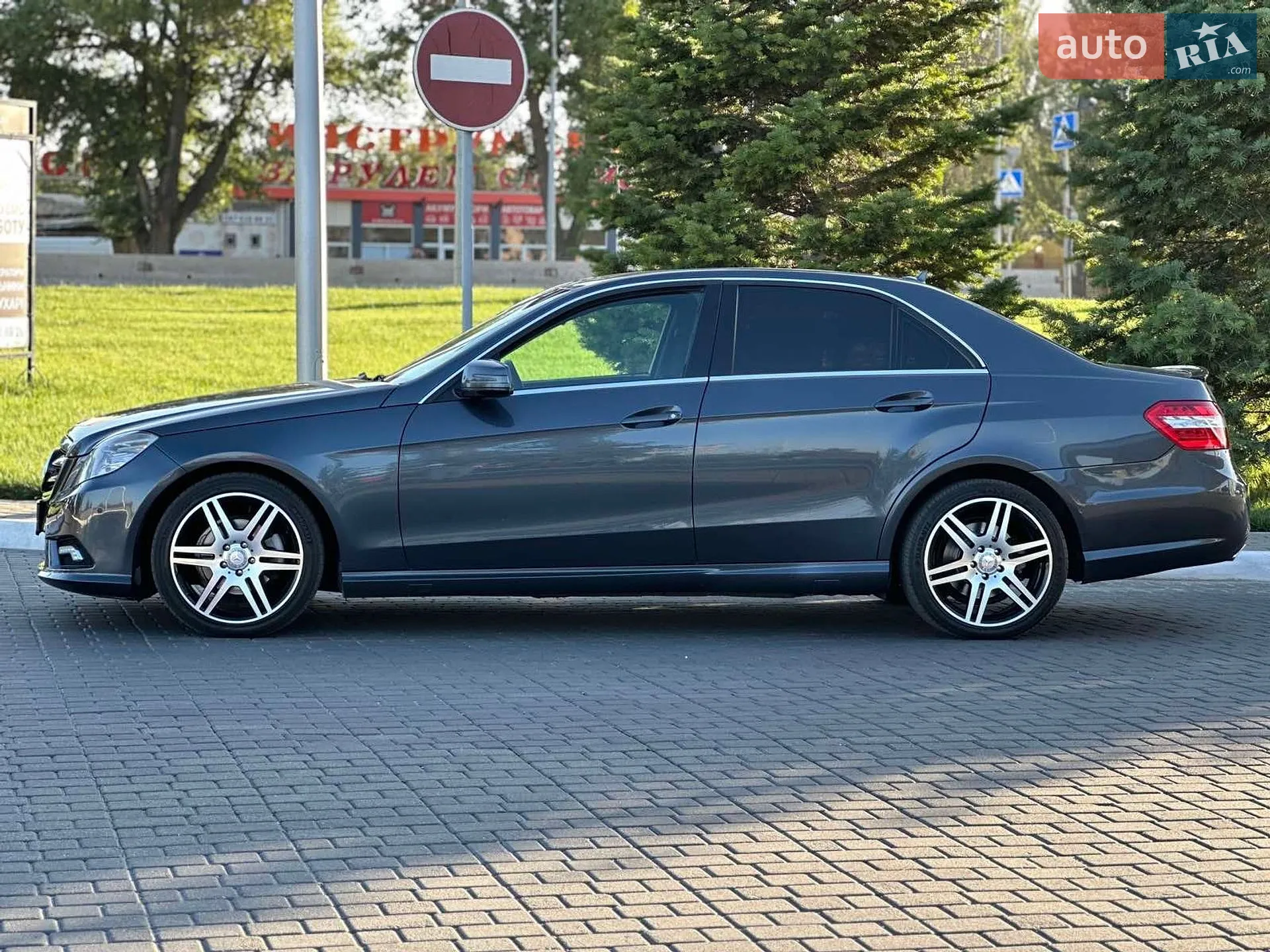 2010 Mercedes-Benz E-klasse - мініатюра 4