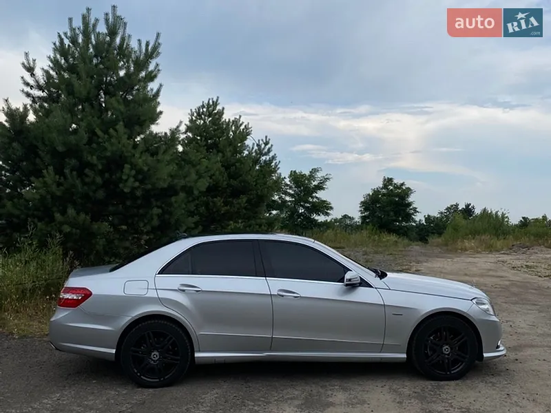 Mercedes-Benz E Class 2010 VIN WDD2120891A348540 фото оголошення 8 з 59
