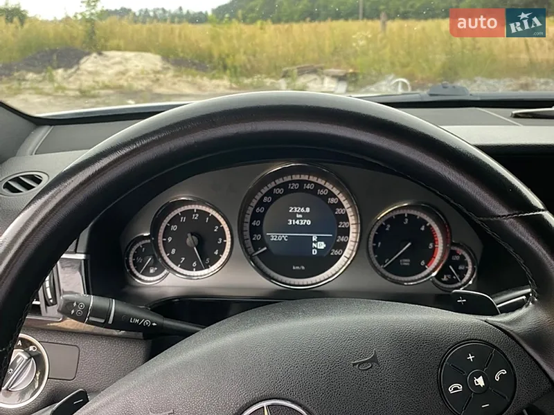 Mercedes-Benz E Class 2010 VIN WDD2120891A348540 фото оголошення 13 з 59