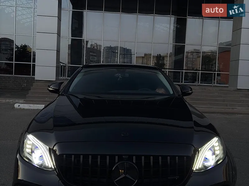 Mercedes-Benz E Class 2016 VIN WDD2130131A153847 фото оголошення 2 з 63
