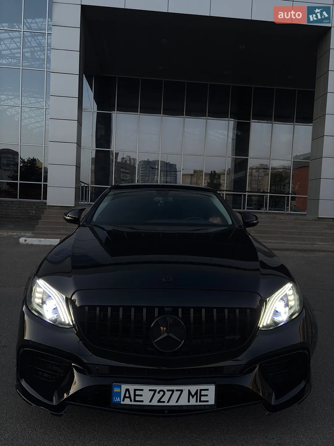 Mercedes-Benz E Class 2016 VIN WDD2130131A153847 фото оголошення 2 з 37