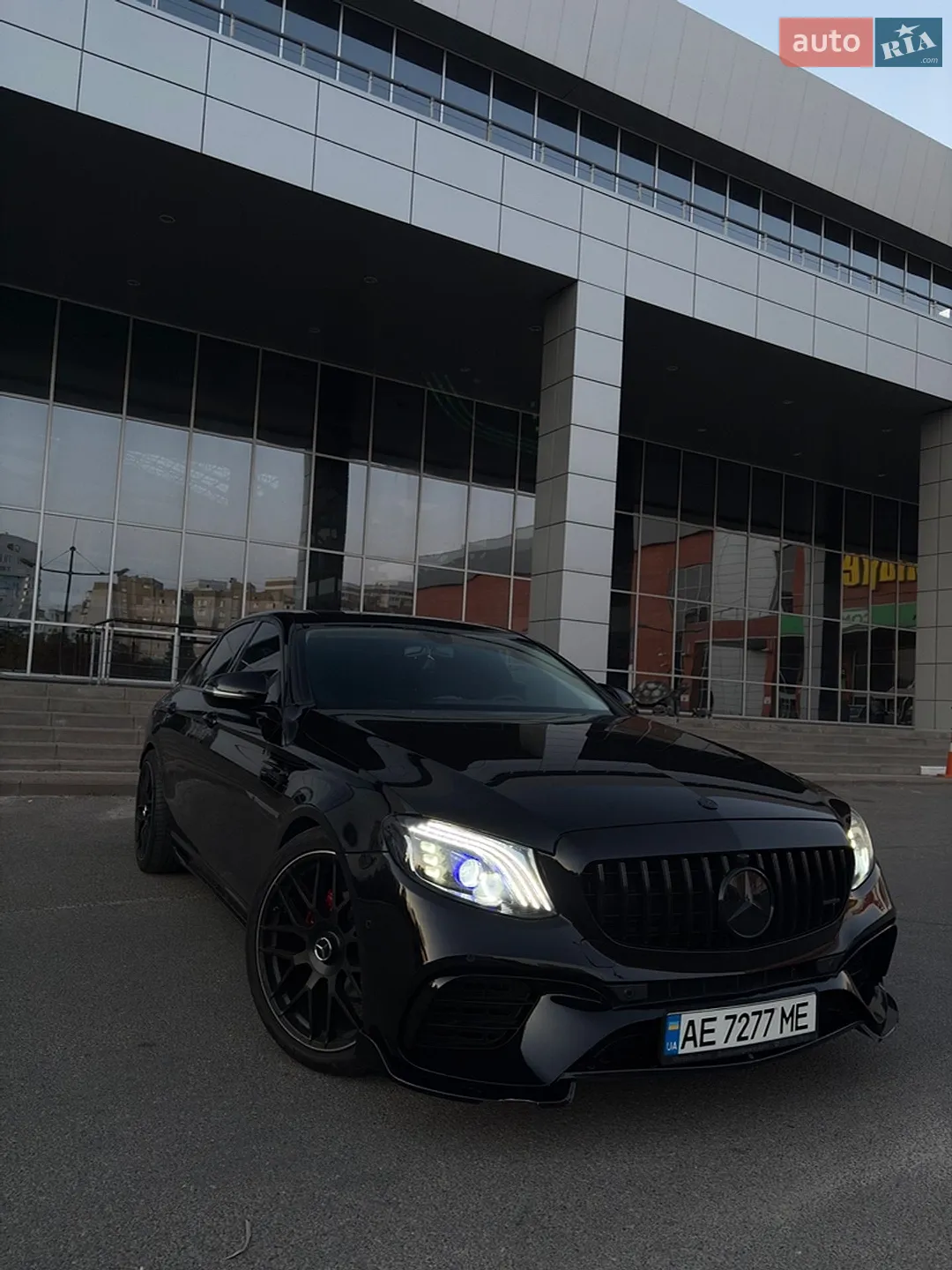 Mercedes-Benz E Class 2016 VIN WDD2130131A153847 фото оголошення 3 з 37