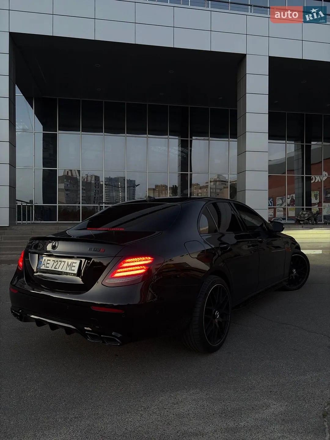 Mercedes-Benz E Class 2016 VIN WDD2130131A153847 фото оголошення 16 з 37