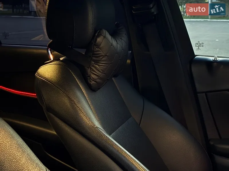 Mercedes-Benz E Class 2016 VIN WDD2130131A153847 фото оголошення 34 з 63