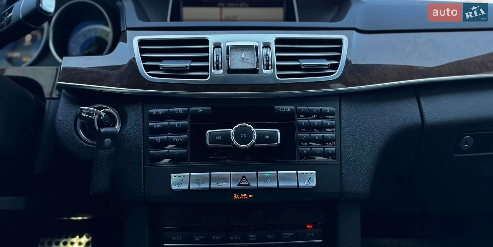 2013 Mercedes-Benz E-klasse - мініатюра 13