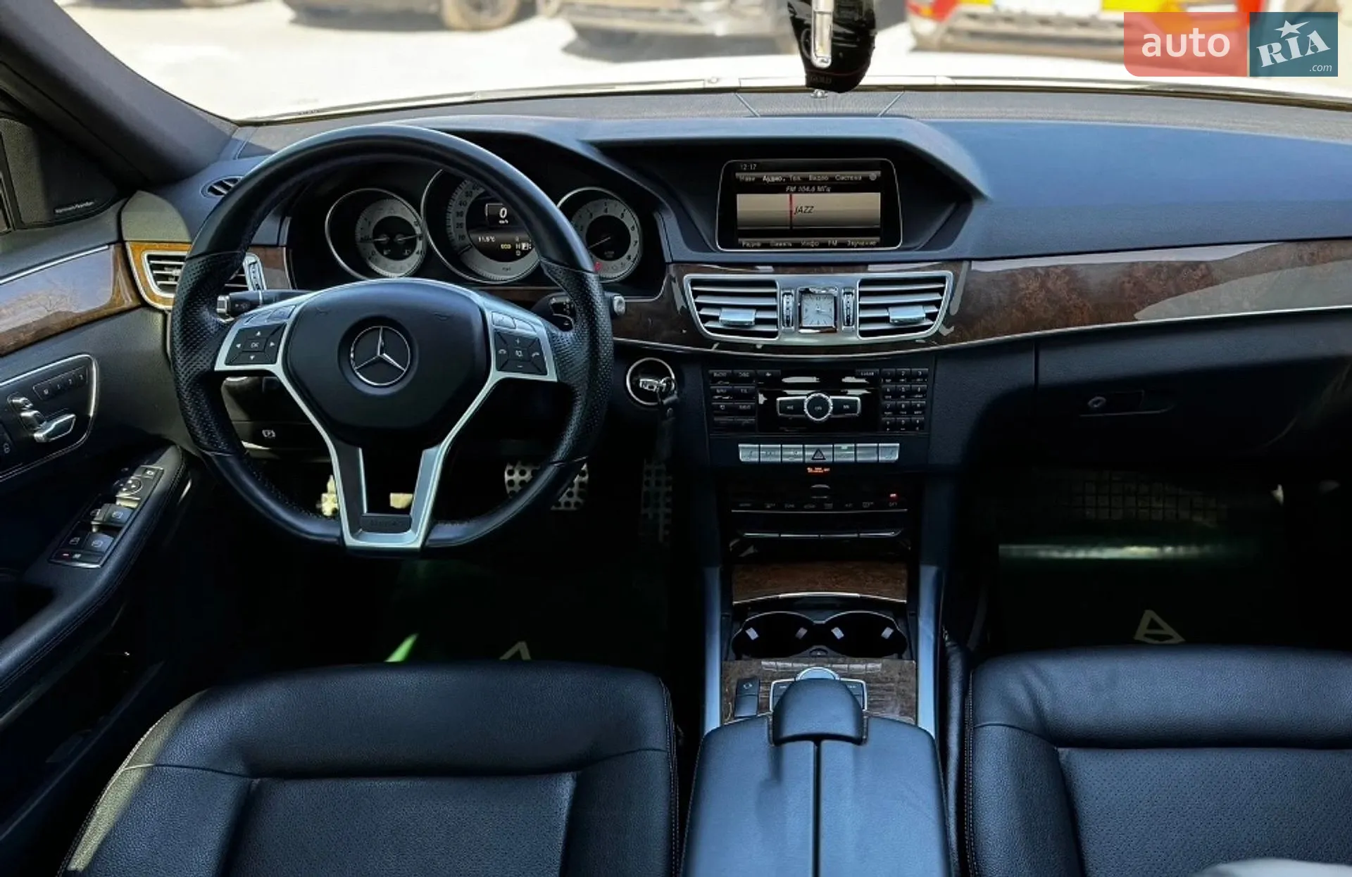 2013 Mercedes-Benz E-klasse - мініатюра 26