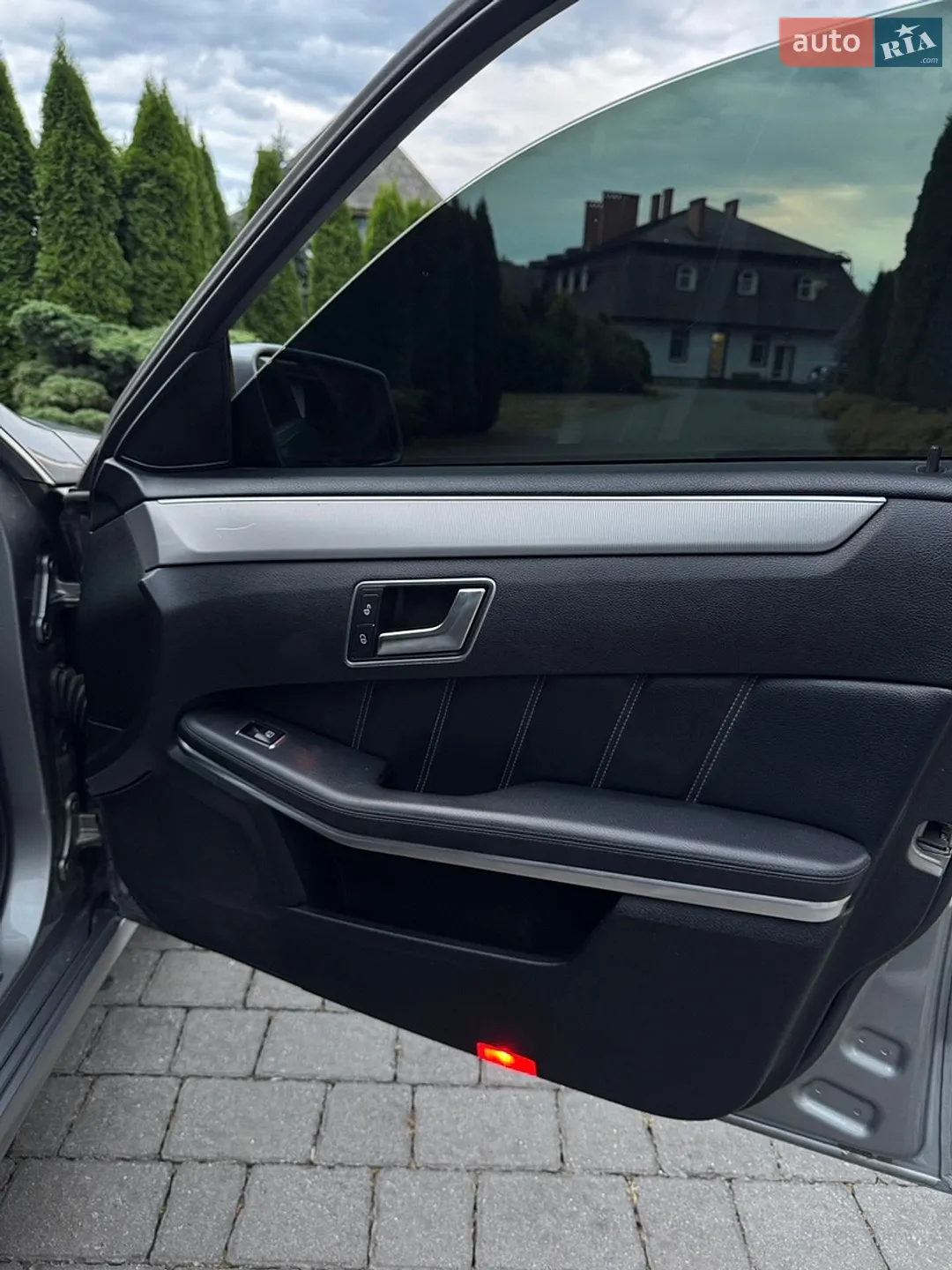 2013 Mercedes-Benz E-klasse - мініатюра 16