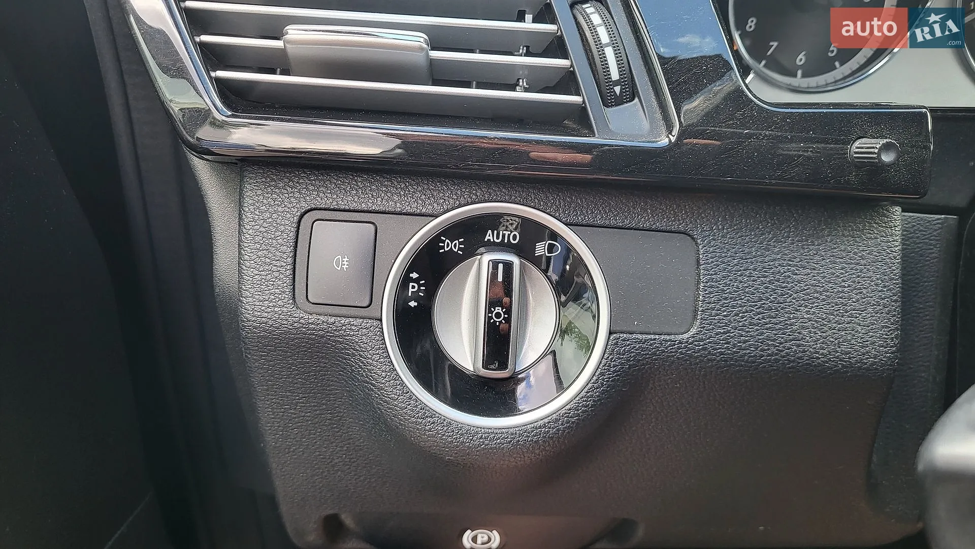 2012 Mercedes-Benz E-klasse - мініатюра 10