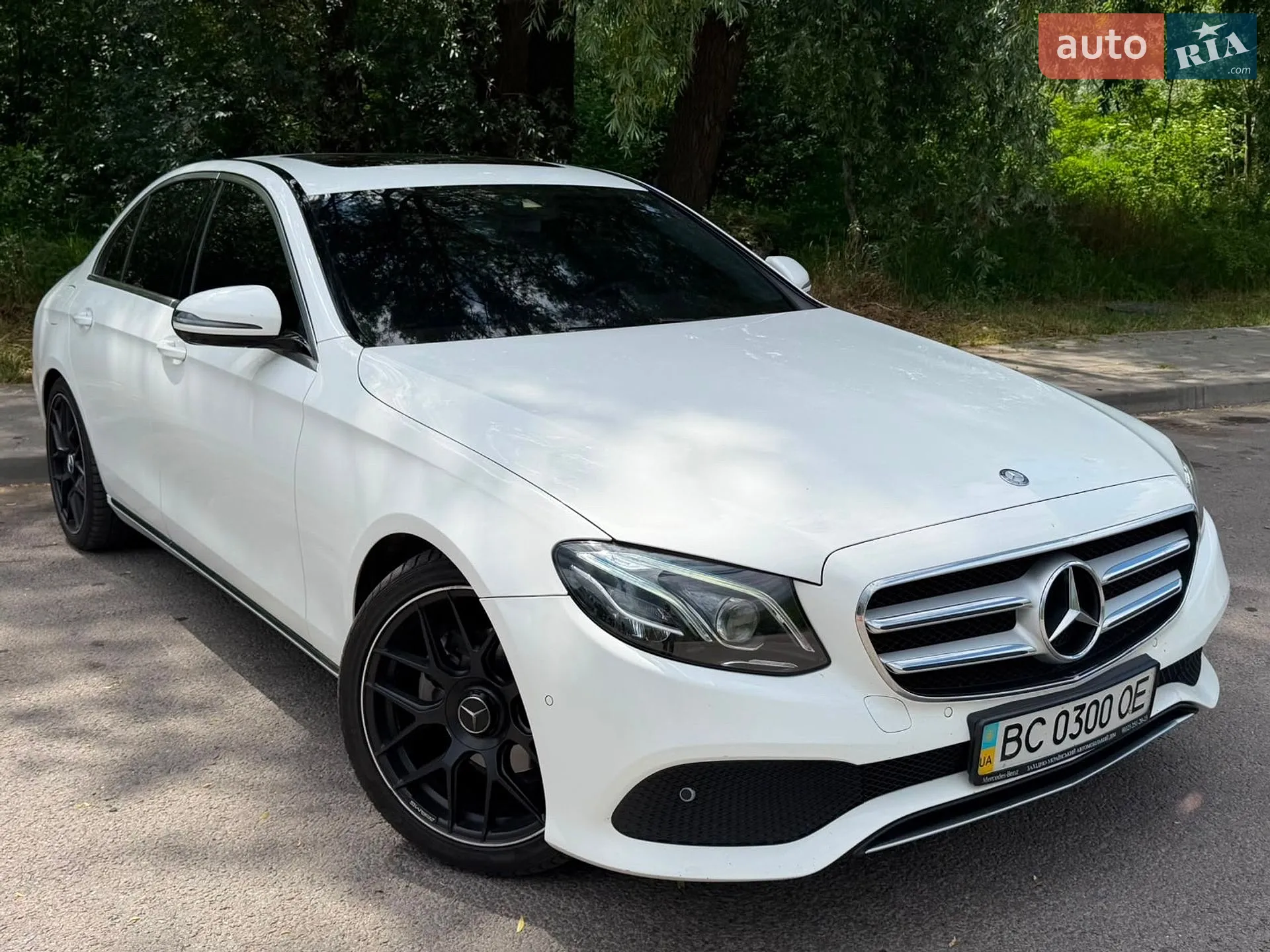 2016 Mercedes-Benz E-klasse - фото 1