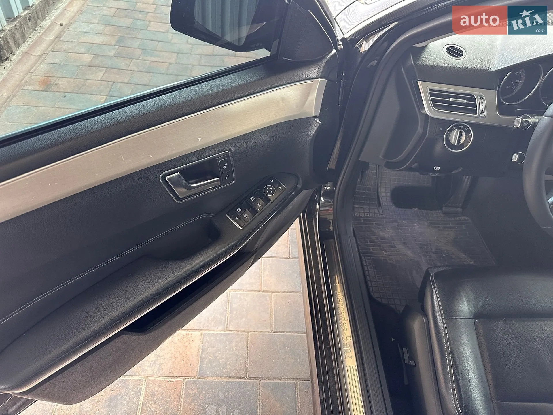 2015 Mercedes-Benz E-klasse - мініатюра 16