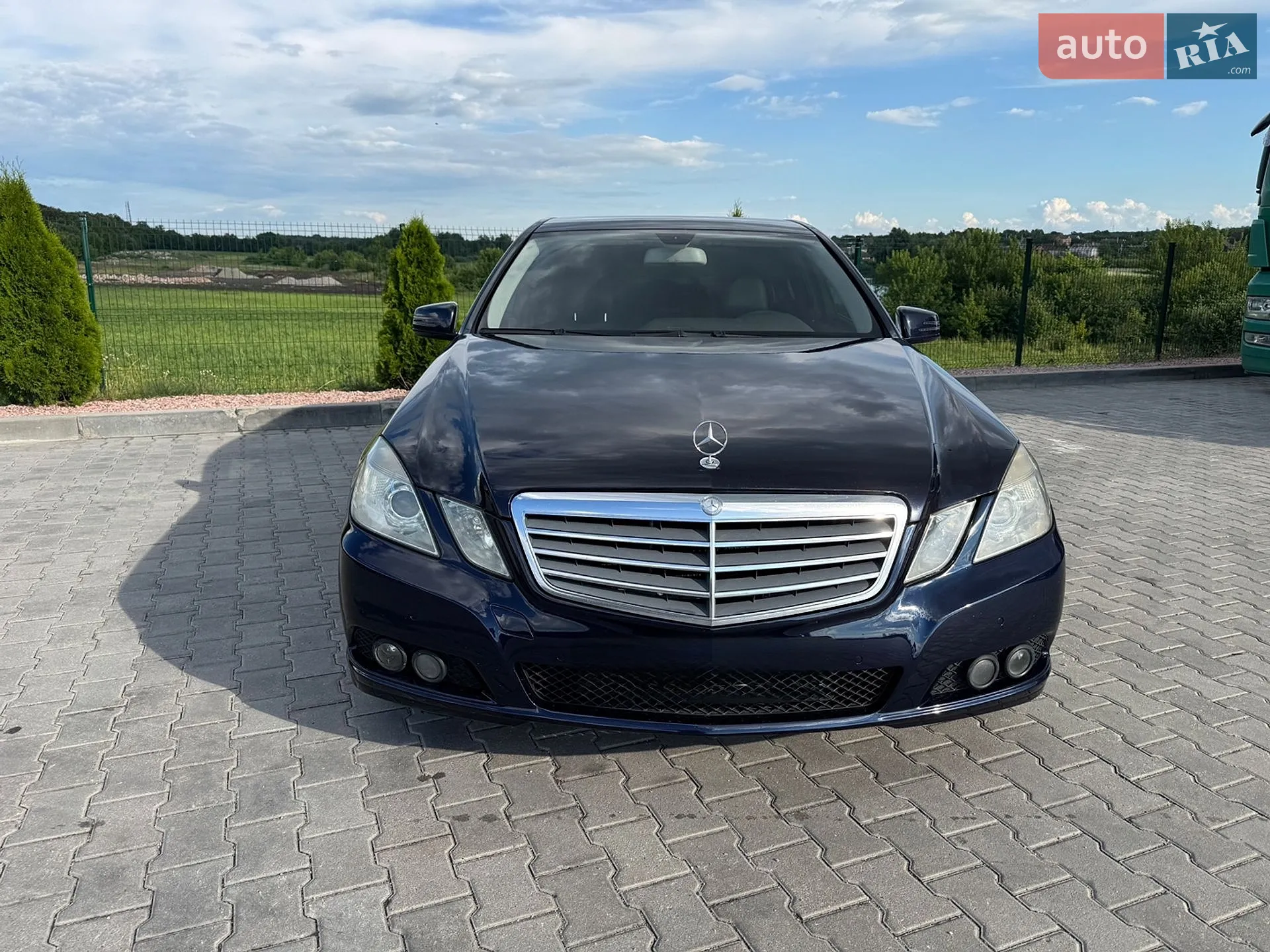 2010 Mercedes-Benz E-klasse - мініатюра 2