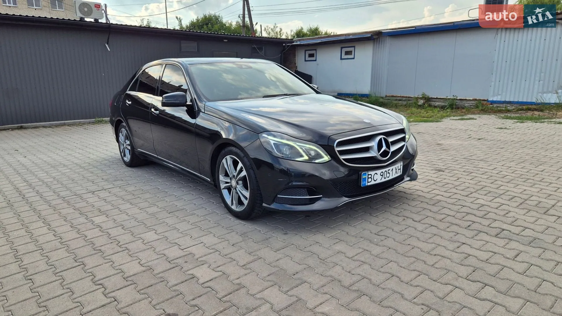 2013 Mercedes-Benz E-klasse - фото 1