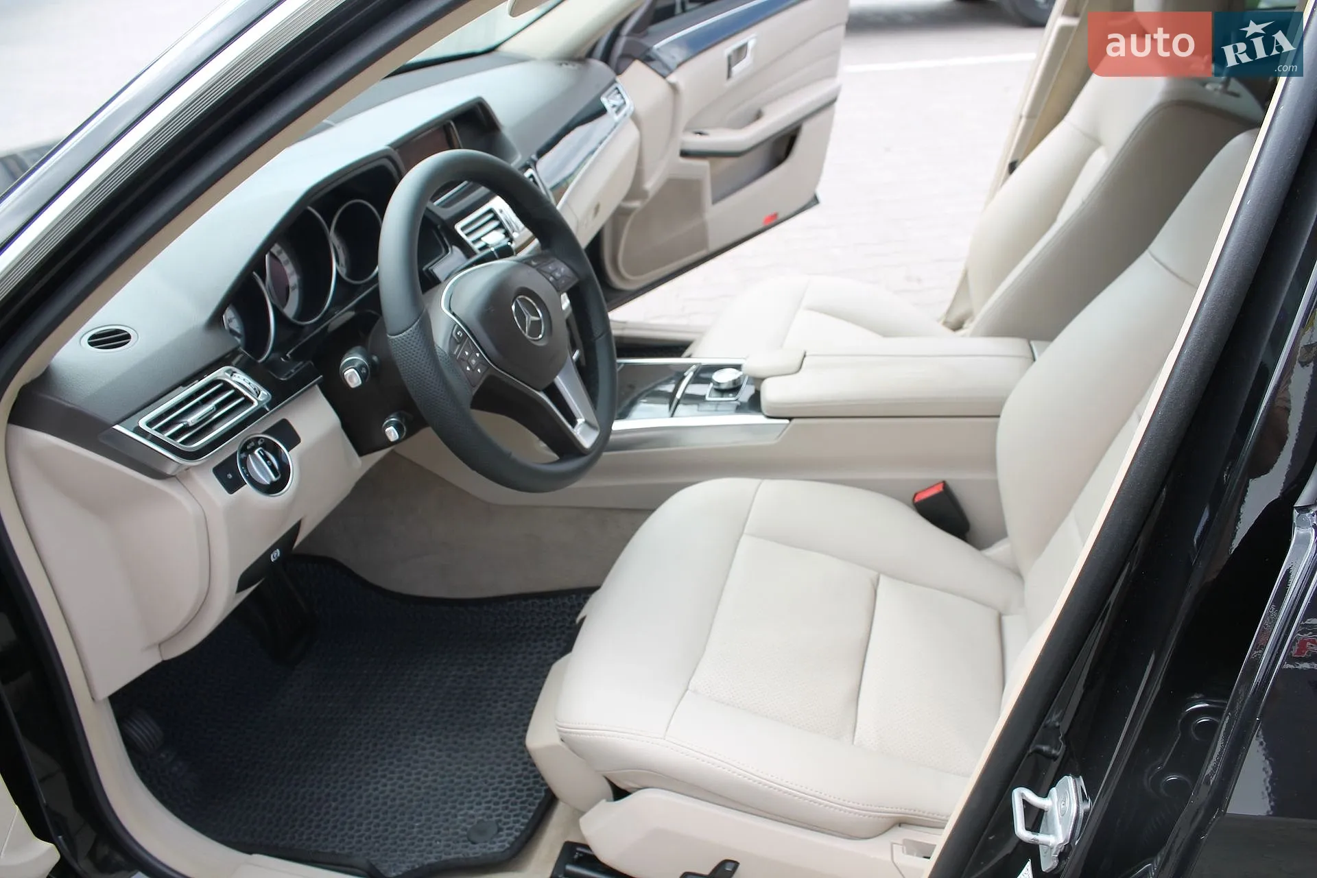 2013 Mercedes-Benz E-klasse - мініатюра 11