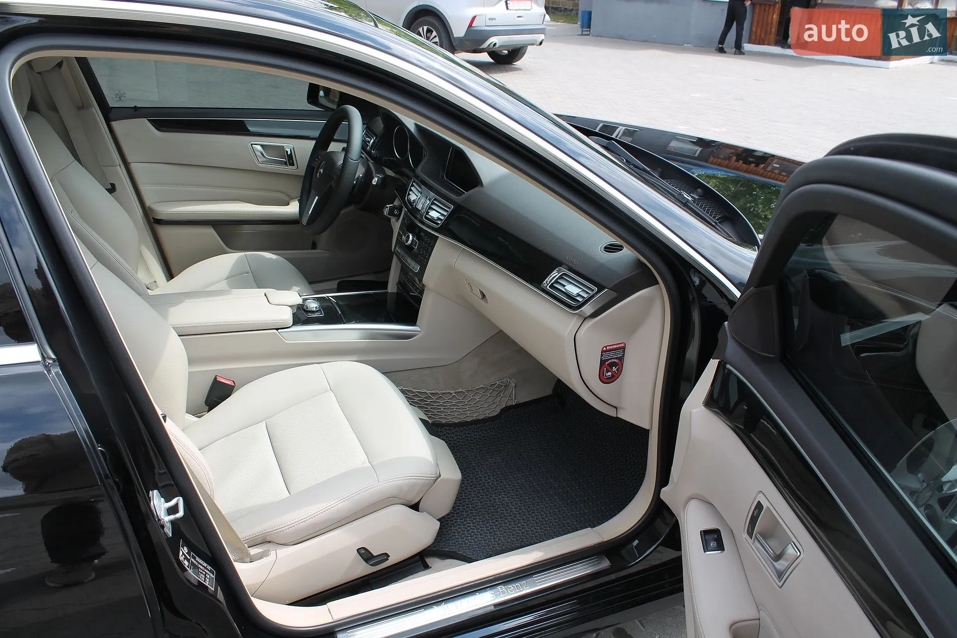 2013 Mercedes-Benz E-klasse - мініатюра 15