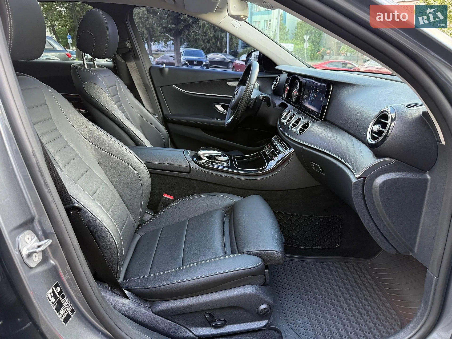2016 Mercedes-Benz E-klasse - мініатюра 15