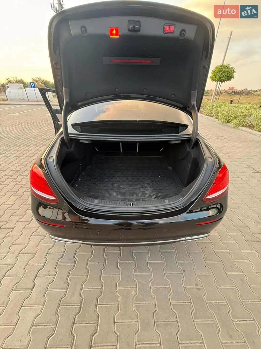 2016 Mercedes-Benz E-klasse - мініатюра 19