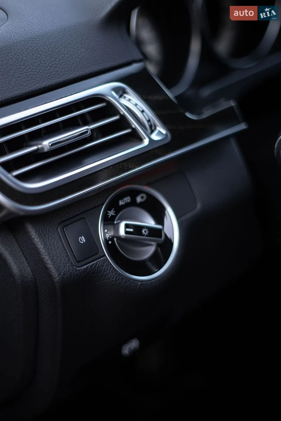 2015 Mercedes-Benz E-klasse - мініатюра 21