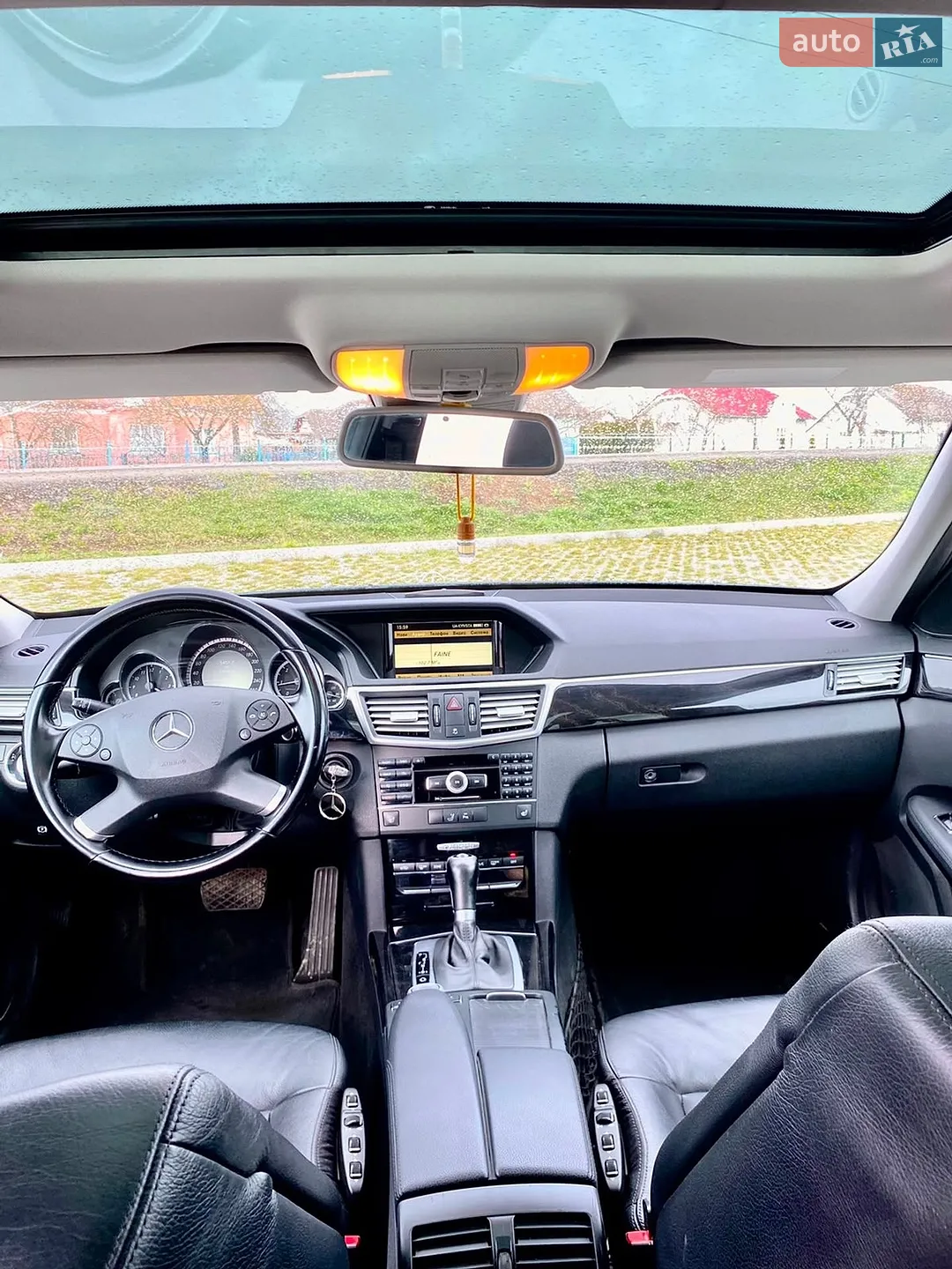 2010 Mercedes-Benz E-klasse - мініатюра 32