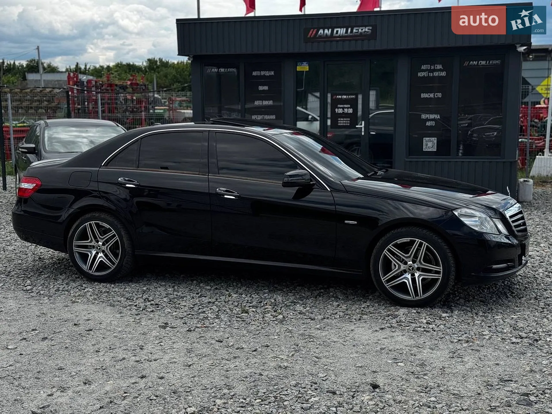 2011 Mercedes-Benz E-klasse - мініатюра 3