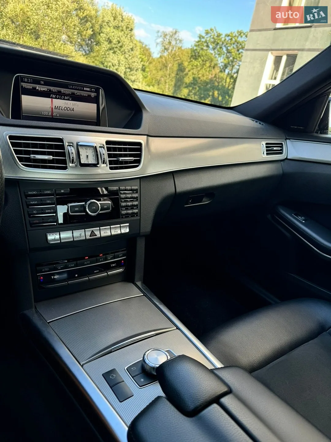 2013 Mercedes-Benz E-klasse - мініатюра 18