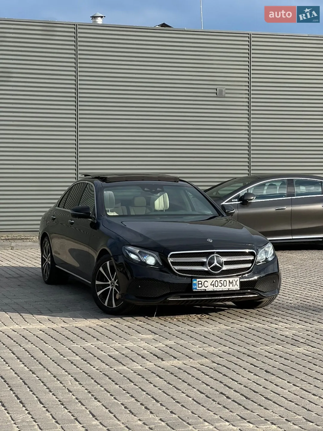 2017 Mercedes-Benz E-klasse - фото 1