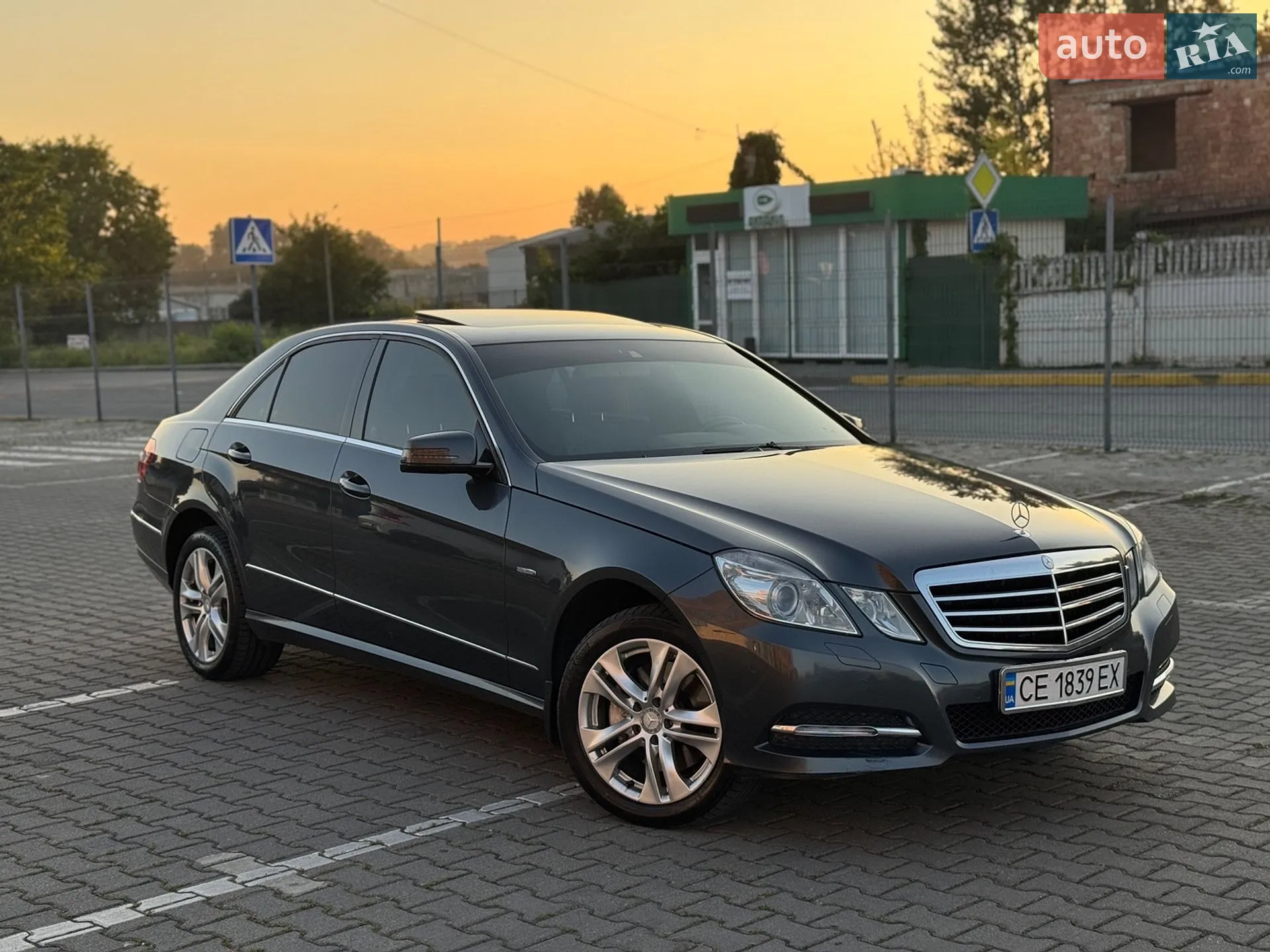 2012 Mercedes-Benz E-klasse - мініатюра 2