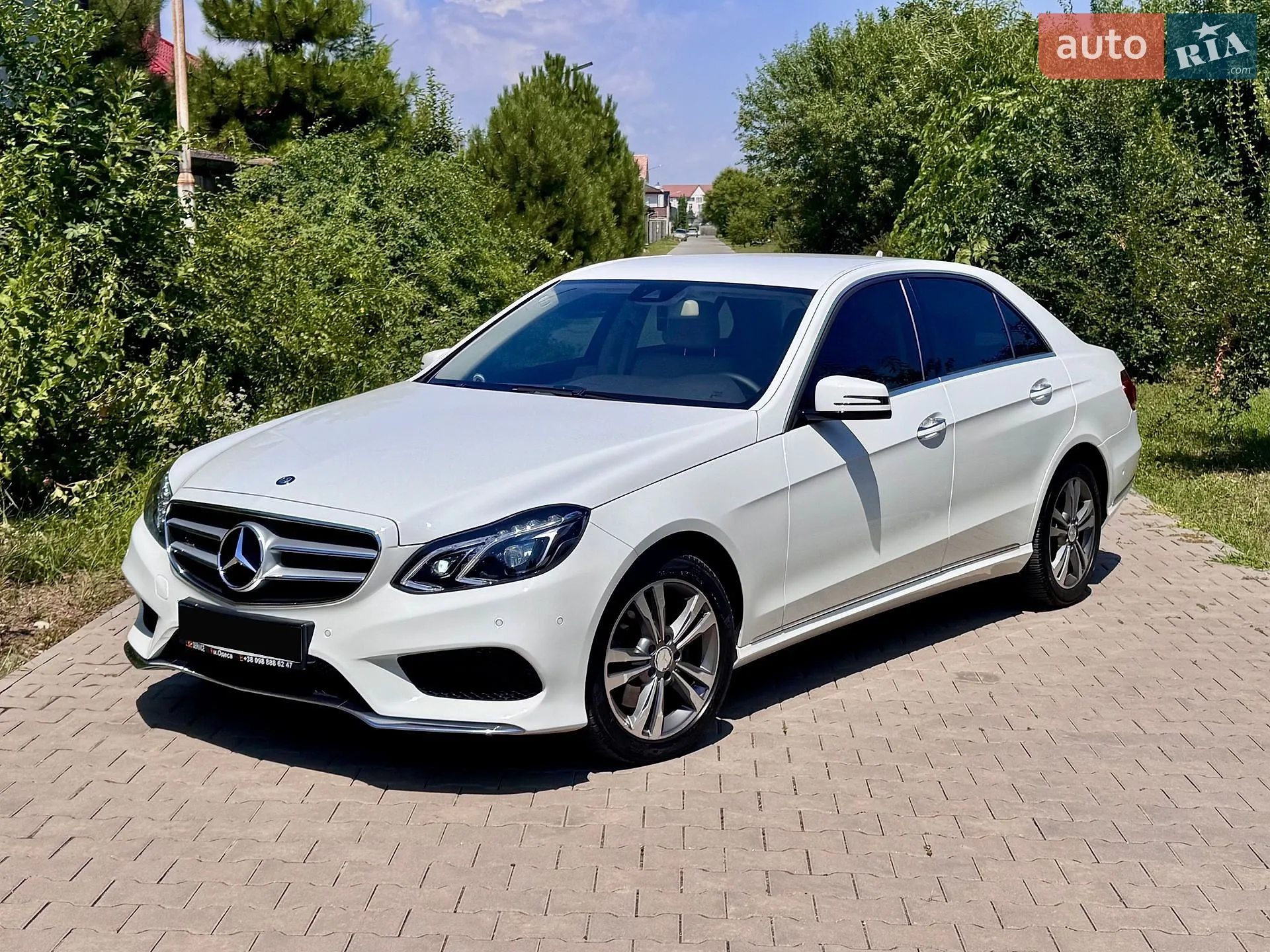 2013 Mercedes-Benz E-klasse - мініатюра 2