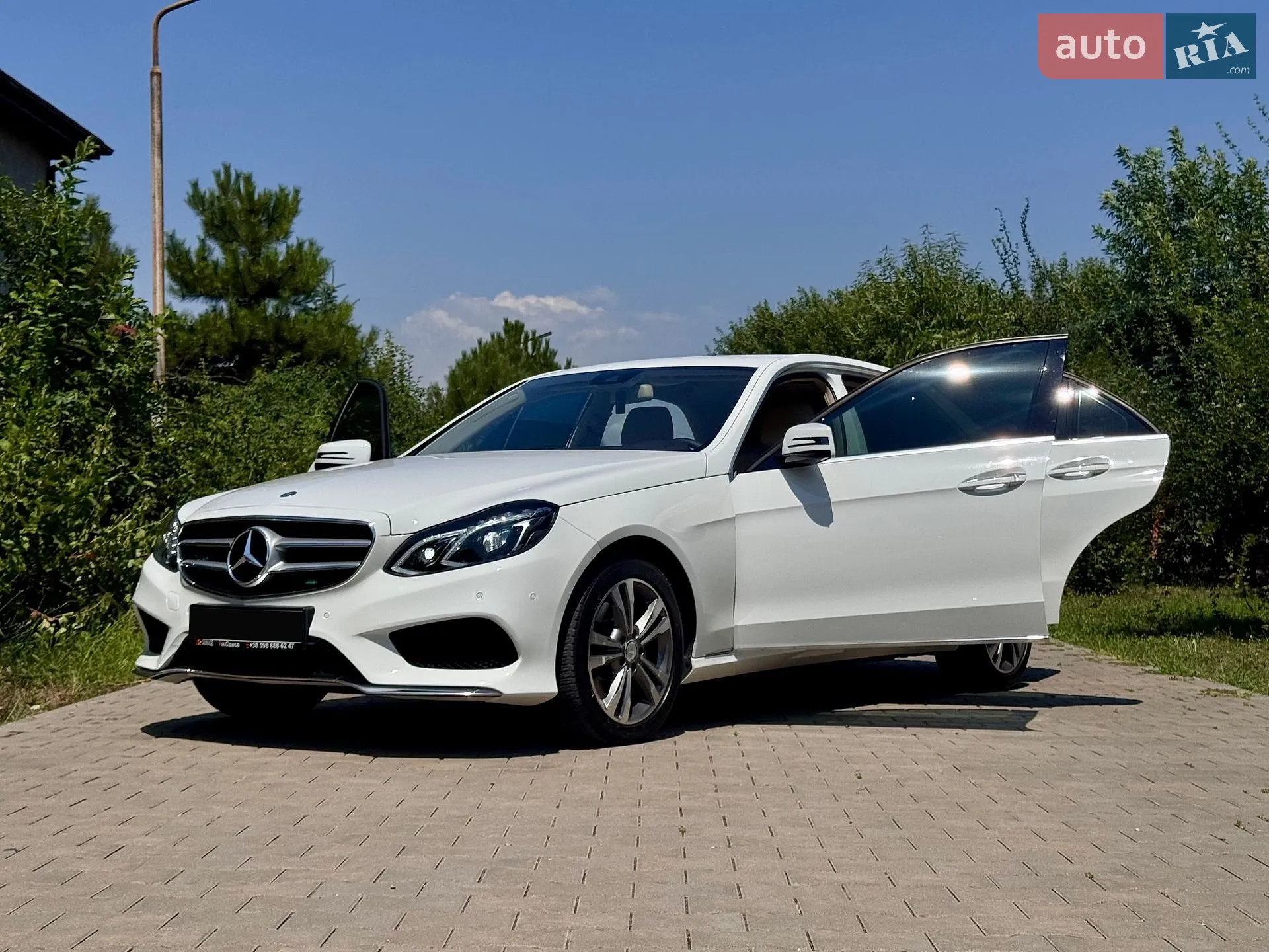 2013 Mercedes-Benz E-klasse - мініатюра 11