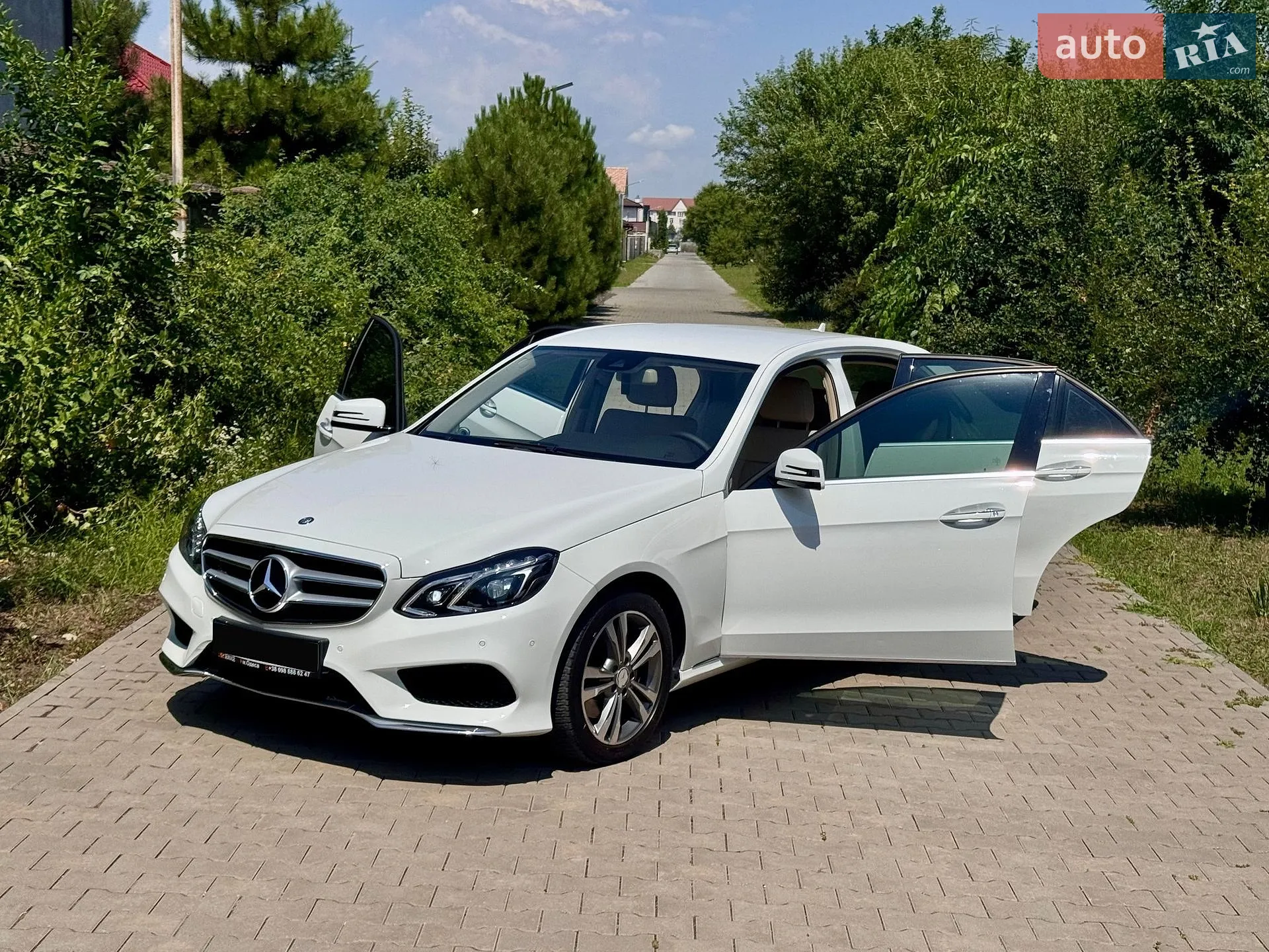 2013 Mercedes-Benz E-klasse - мініатюра 10