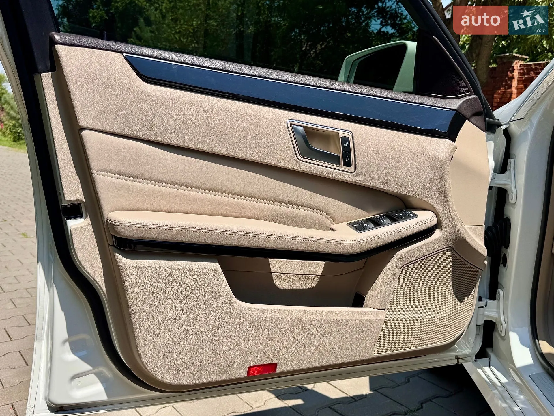 2013 Mercedes-Benz E-klasse - мініатюра 34