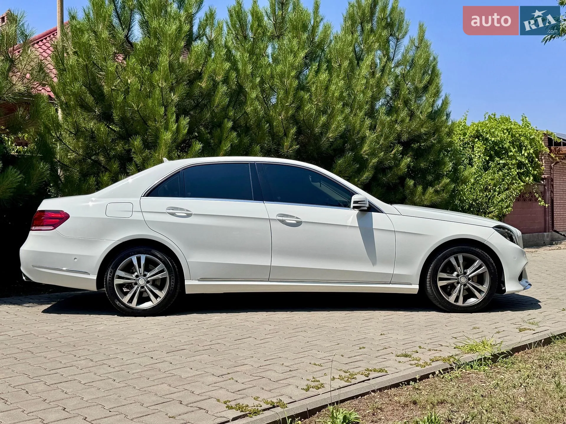 2013 Mercedes-Benz E-klasse - мініатюра 36