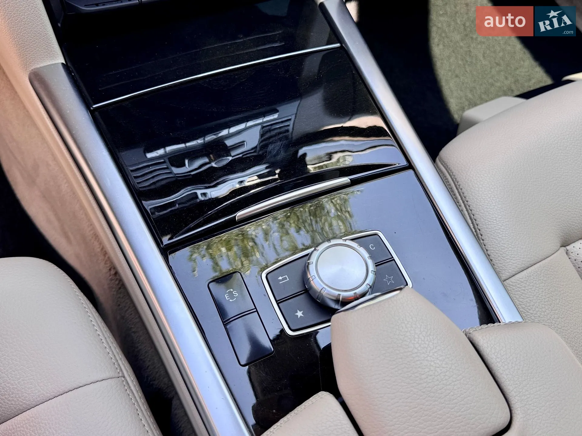 2013 Mercedes-Benz E-klasse - мініатюра 44