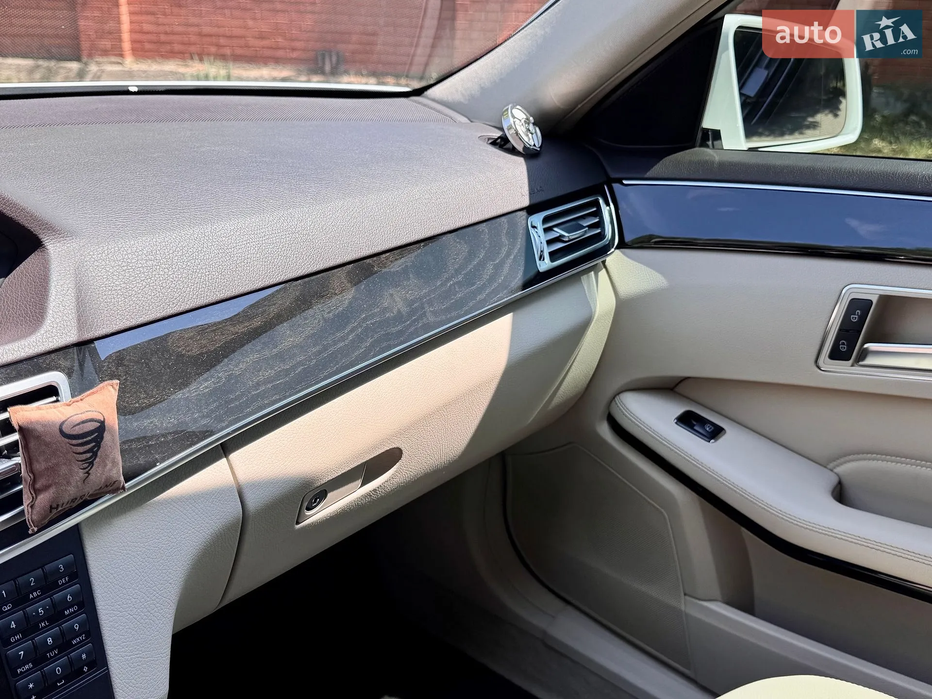 2013 Mercedes-Benz E-klasse - мініатюра 47