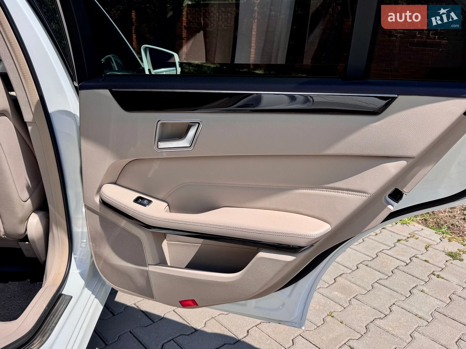 2013 Mercedes-Benz E-klasse - мініатюра 66