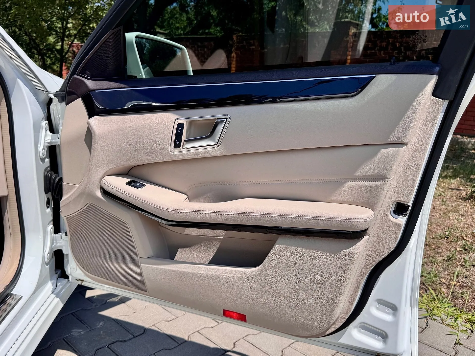 2013 Mercedes-Benz E-klasse - мініатюра 71